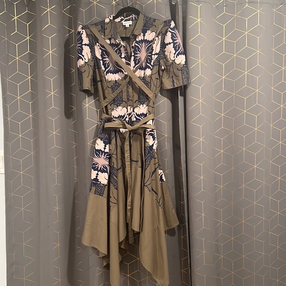 Making the Cut Self Tie Dress - Picture 5 of 5